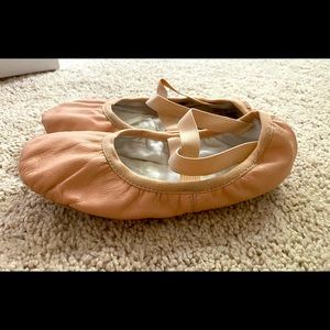 Bloch ballet shoes leather split sole